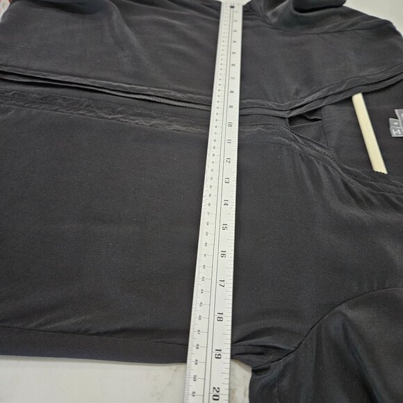 Vince Silk Blouse Small Picot Edge V-Neck Black Long Sleeve Quiet Luxury Career - Picture 11 of 11